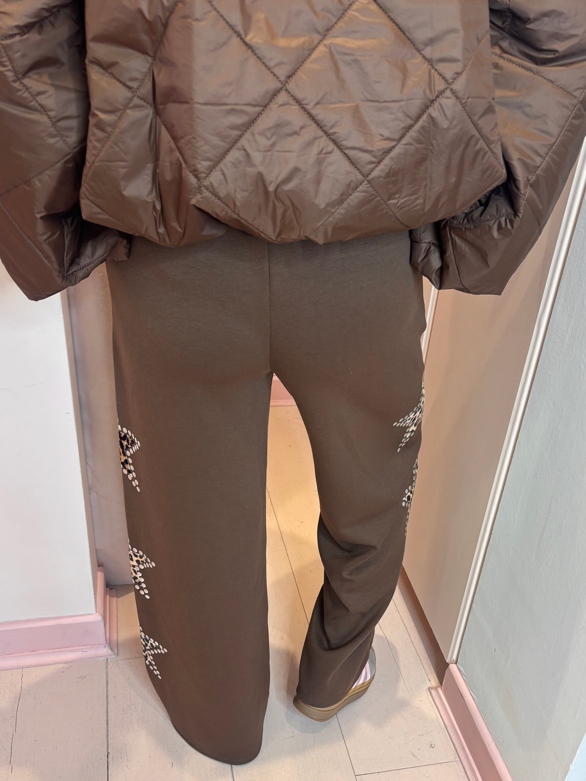Leopard Star Wide Leg Joggers